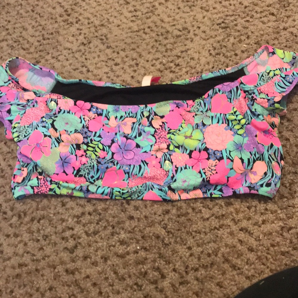 VS  swim top